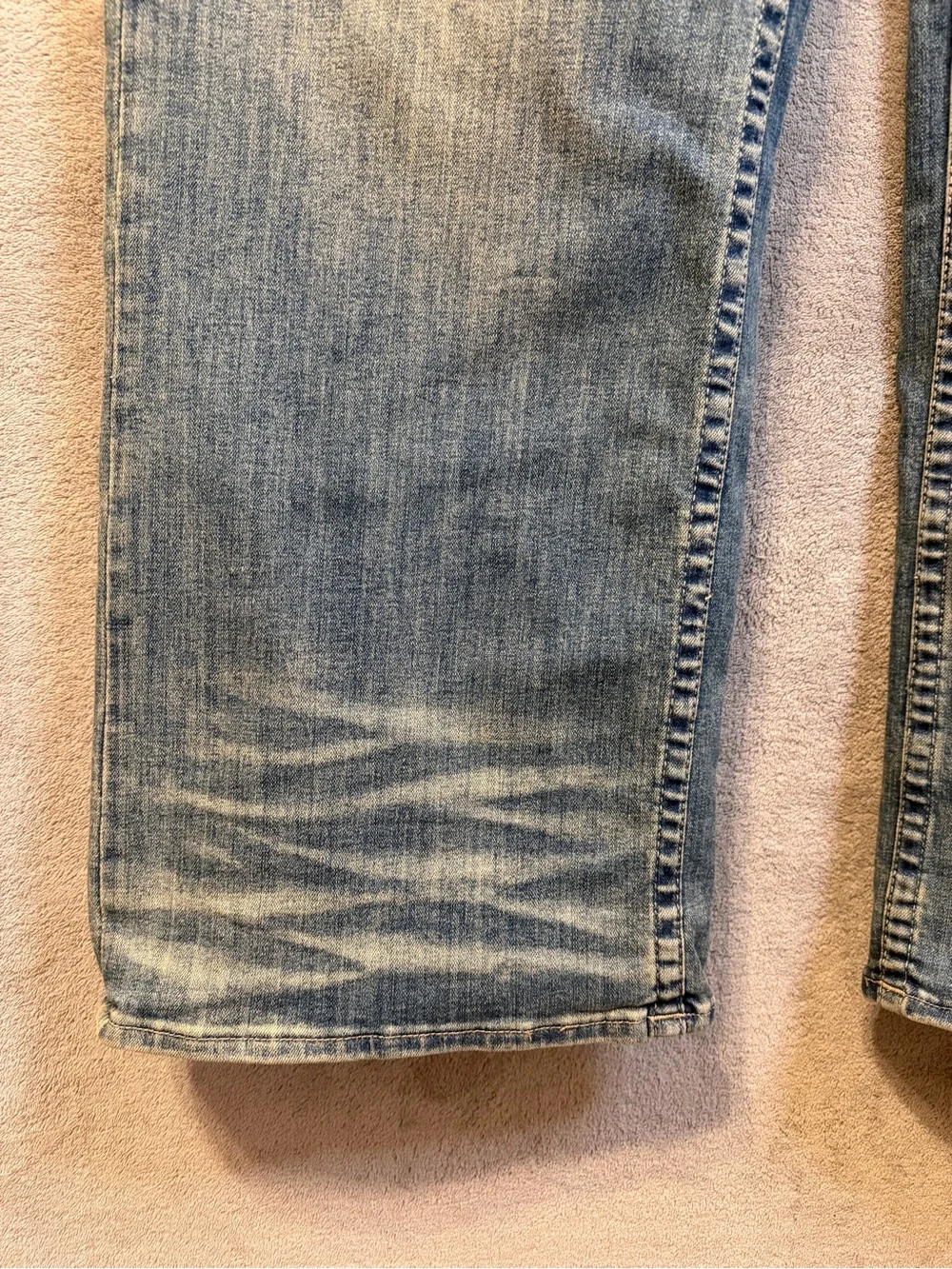 TRUE RELIGION: Men's Vinny Ultra Baggy Denim Blue Washed, Wide Leg, Size 36x34